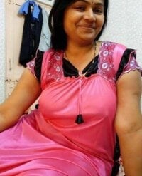 Cute_Niharika's Live Webcam Show