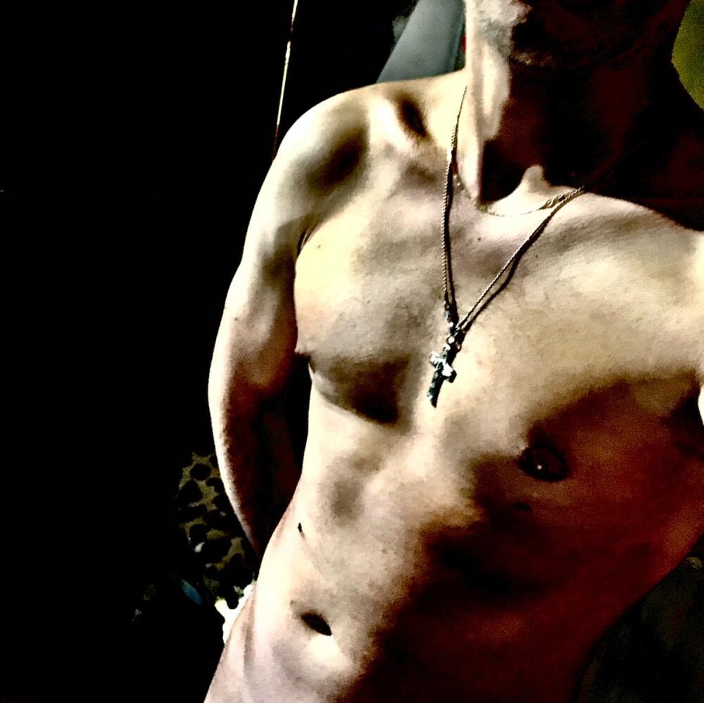 baby_toyboy profile