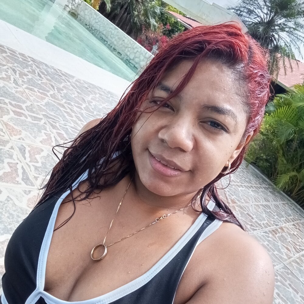nahomiandmakelele-39 from stripchat