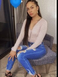 ShuggieBaby's Offline XXX Chat