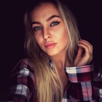 SweetyXPie's Offline Chat Room