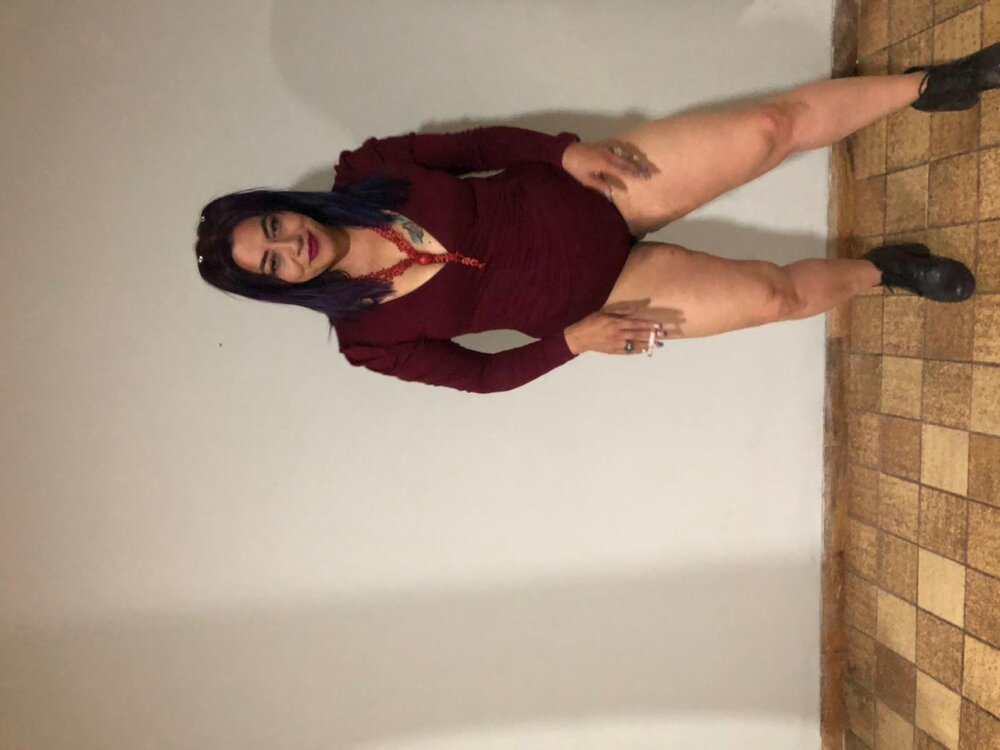 Live sex webcam photo for Joenny_jane #288800551