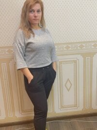 Lydia_Edwards' Offline Chat Room