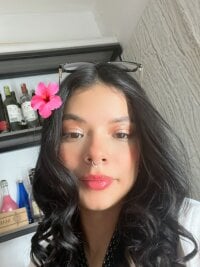yungelitamor_'s webcam live show