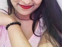 Ziddi_Girl_1's Offline Chat Room