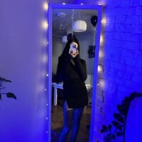 AdellaTims' Offline Chat Room