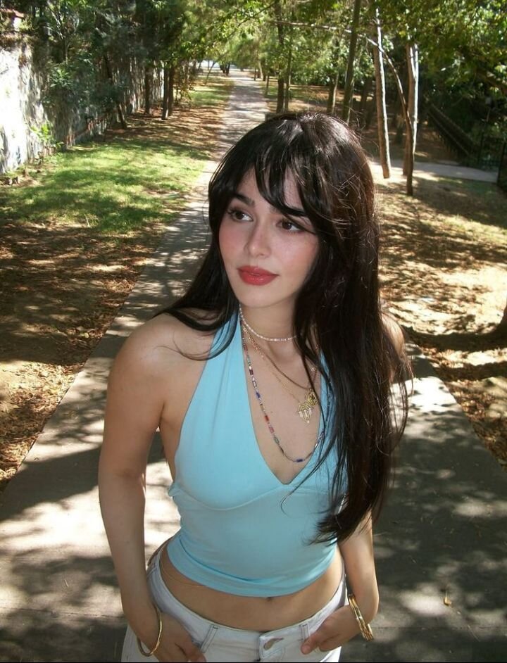 nora-sexy12
