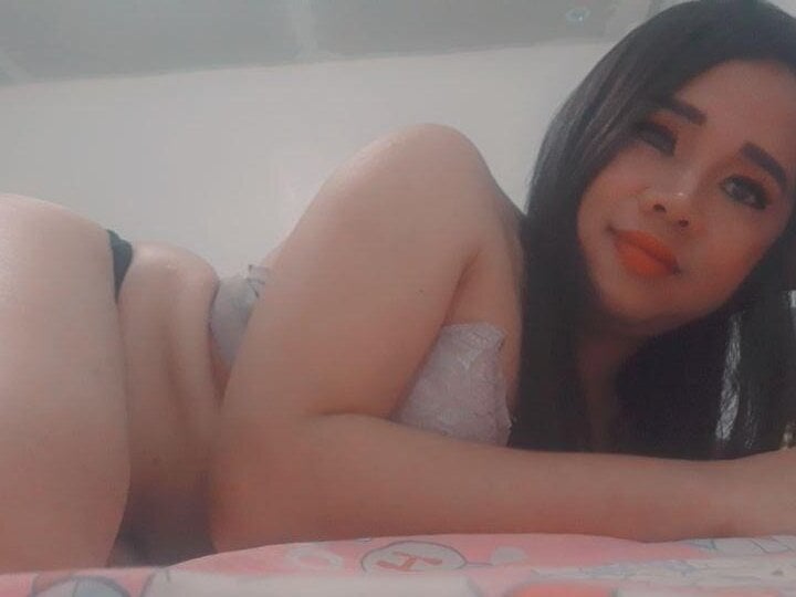 xxanna_hornyxx from stripchat