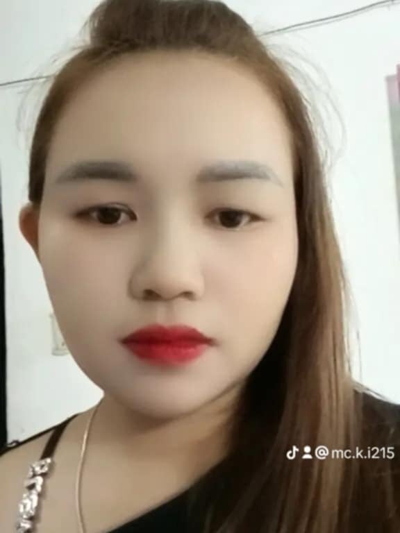 arina-11 – Offline XXX chat