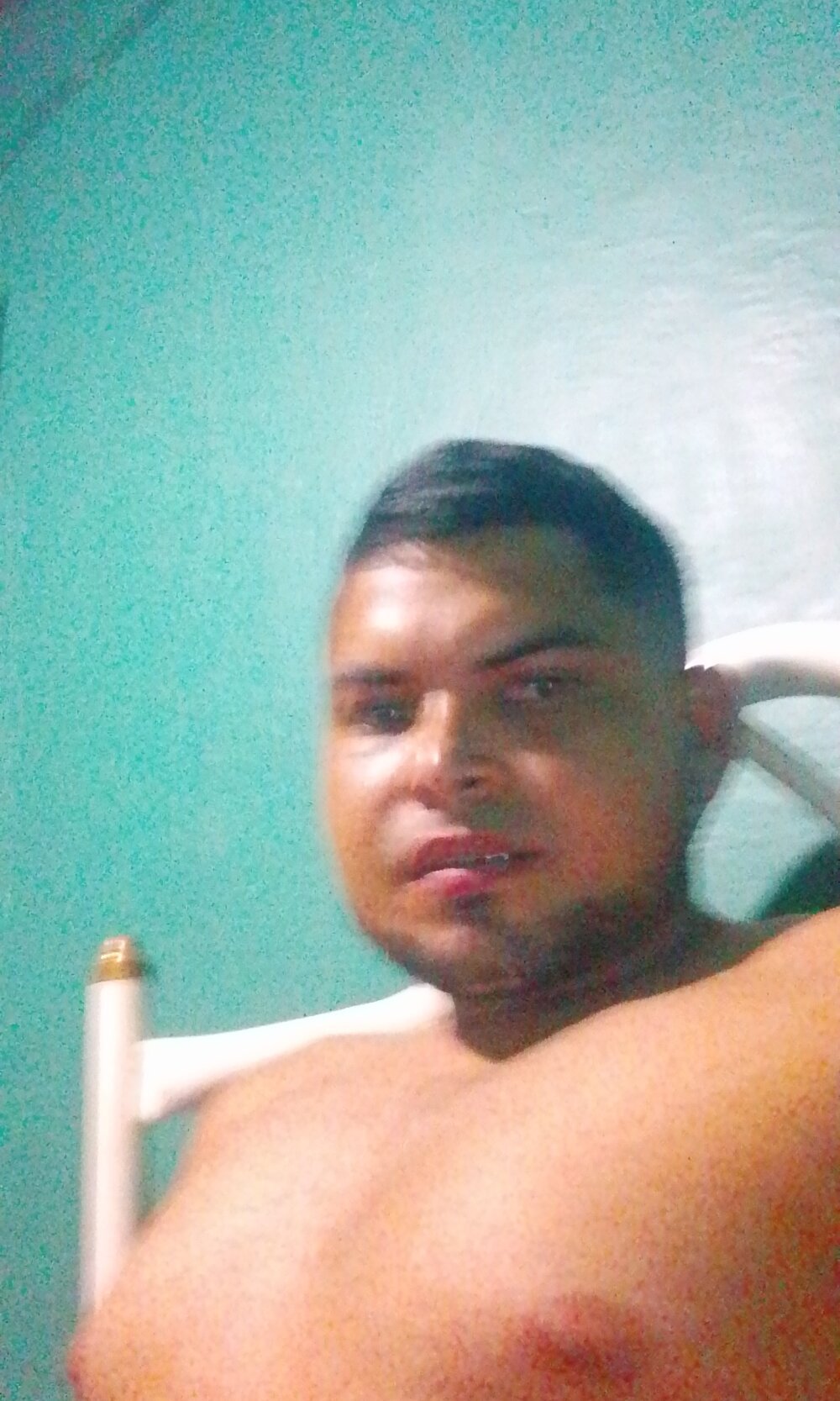 Darwinmoreno's Offline XXX Chat