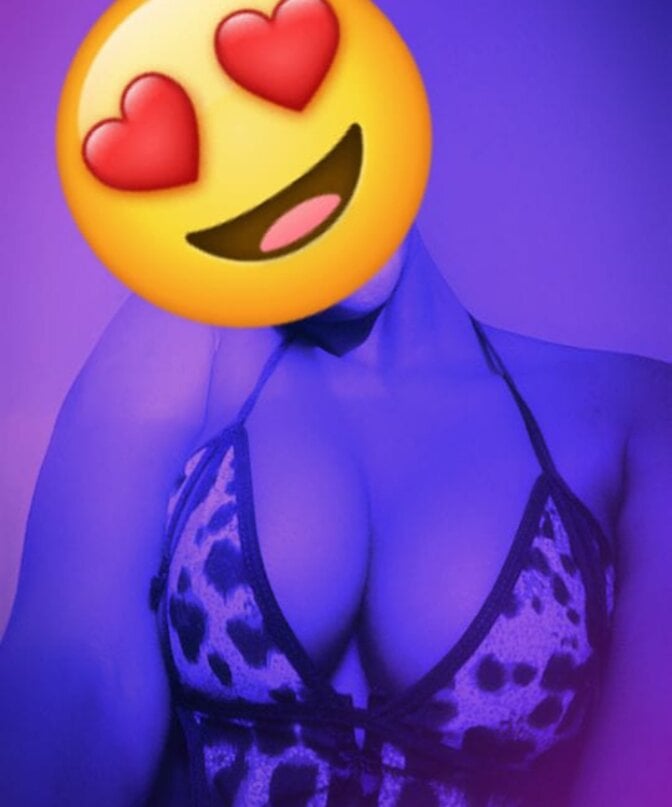 Dhark_lust's Offline XXX Chat