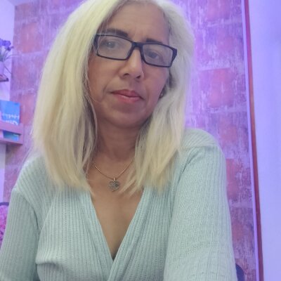Lucia_mende