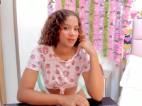 Vicky_Campbell's Offline Chat Room