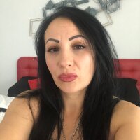 AmiraSummer's Offline XXX Chat