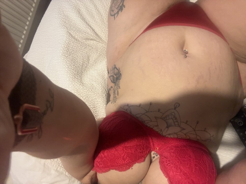 NykkyRose profile