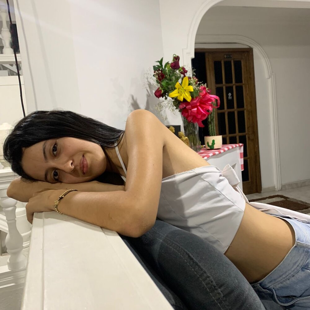 Guadalupee18 🙏 online webcam