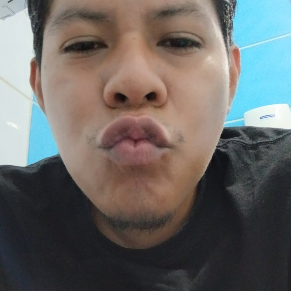 Офлайн-чат XXX Xkaliente93