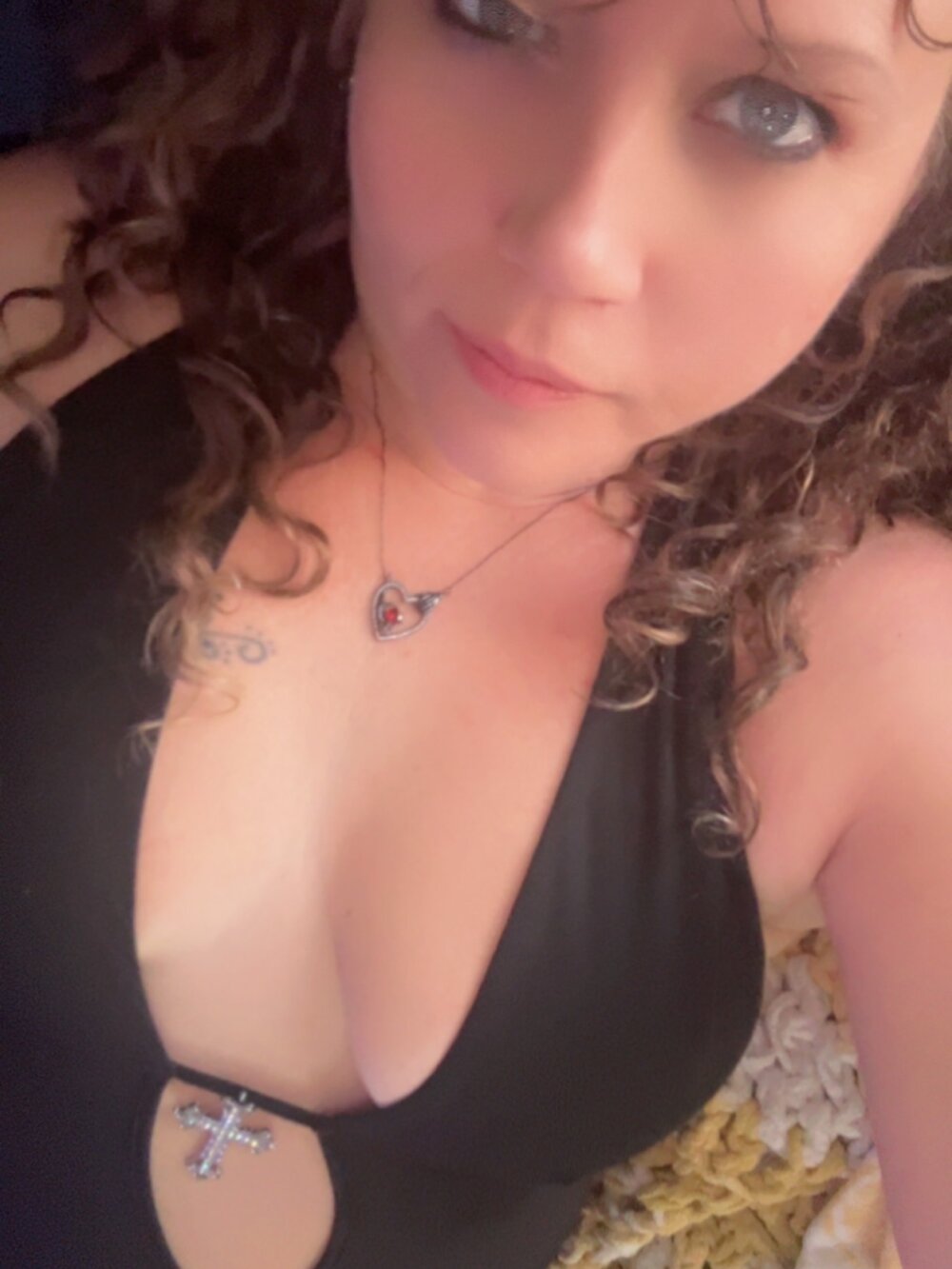 sexcam3d.net izzzabelle livesex profile in stockingsnylons cams