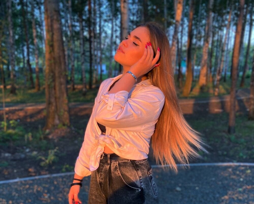 SunnivaAcors profile
