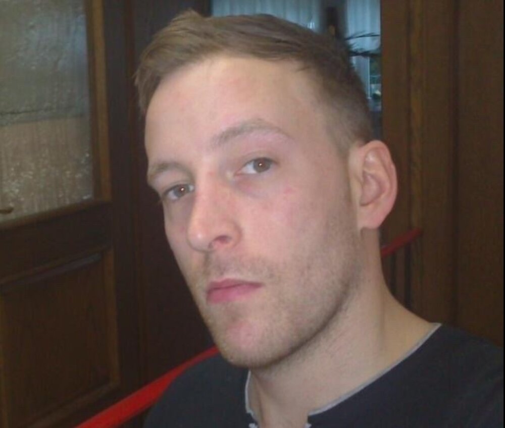 v3n0x__1984 Offline XXX-Chat