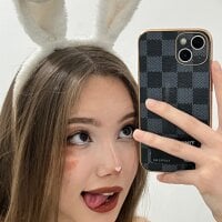 _doll_cosm's Offline Chat Room