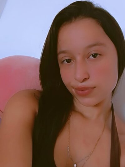 Tamaraalx - Stripchat Girl 