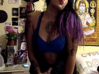 chloeskye90's Offline XXX Chat