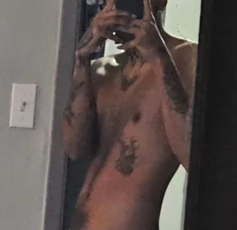 yuki_mil from stripchat