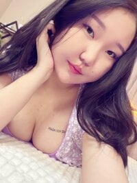 xxprunia's webcam live show