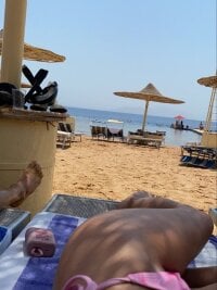 Sexy-marocco's Offline Chat Room