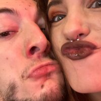 Mmmm_BB's Offline Chat Room