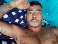 obedienThom6's Offline XXX Chat