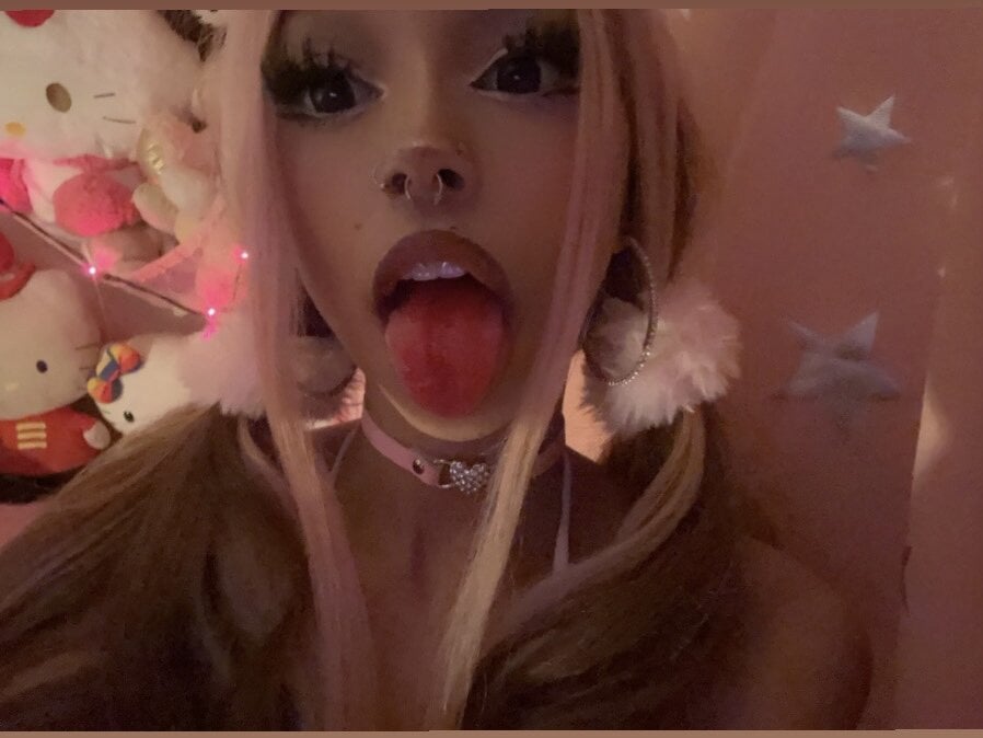 zoweybunni profile