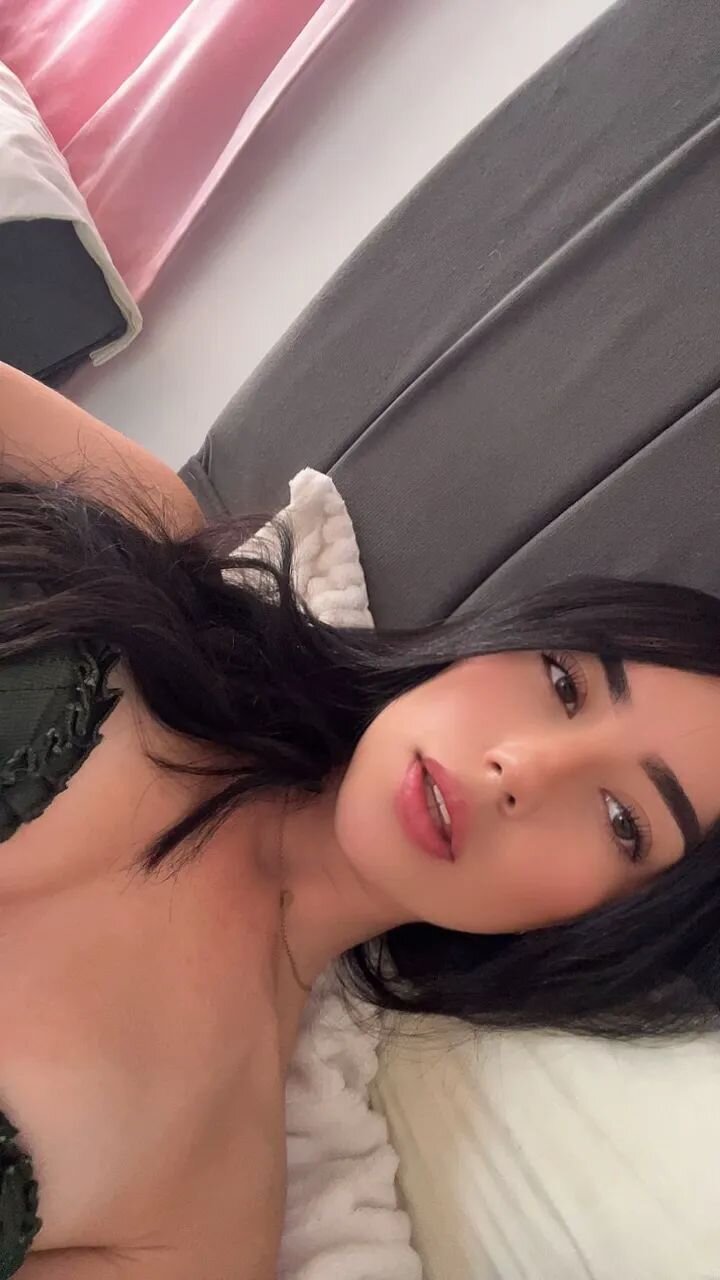 Abiee_moore