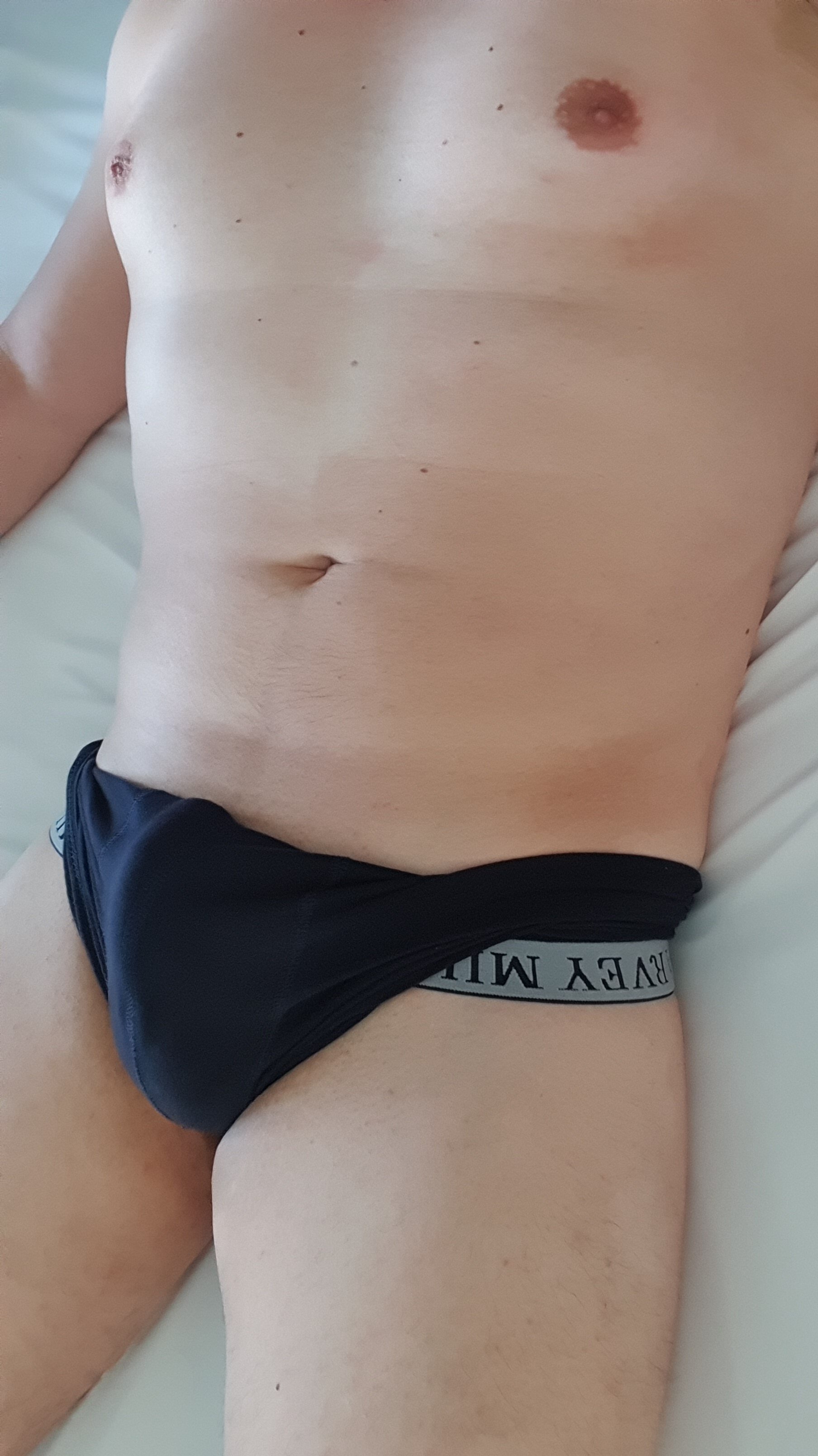 Moonbadboyss live webcam