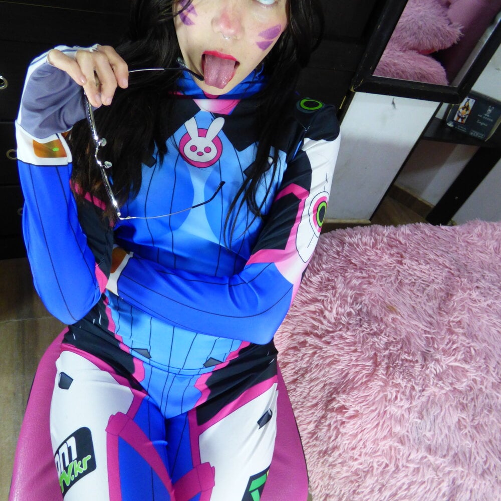 lola_l0ve profile