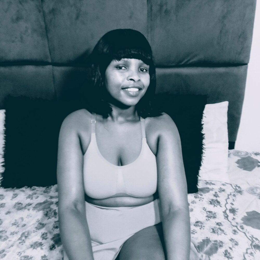 exquisite_enigmax22 from stripchat