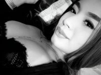 lunita_deamor's webcam live show