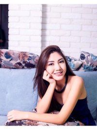 AizhanPearl's Offline XXX Chat