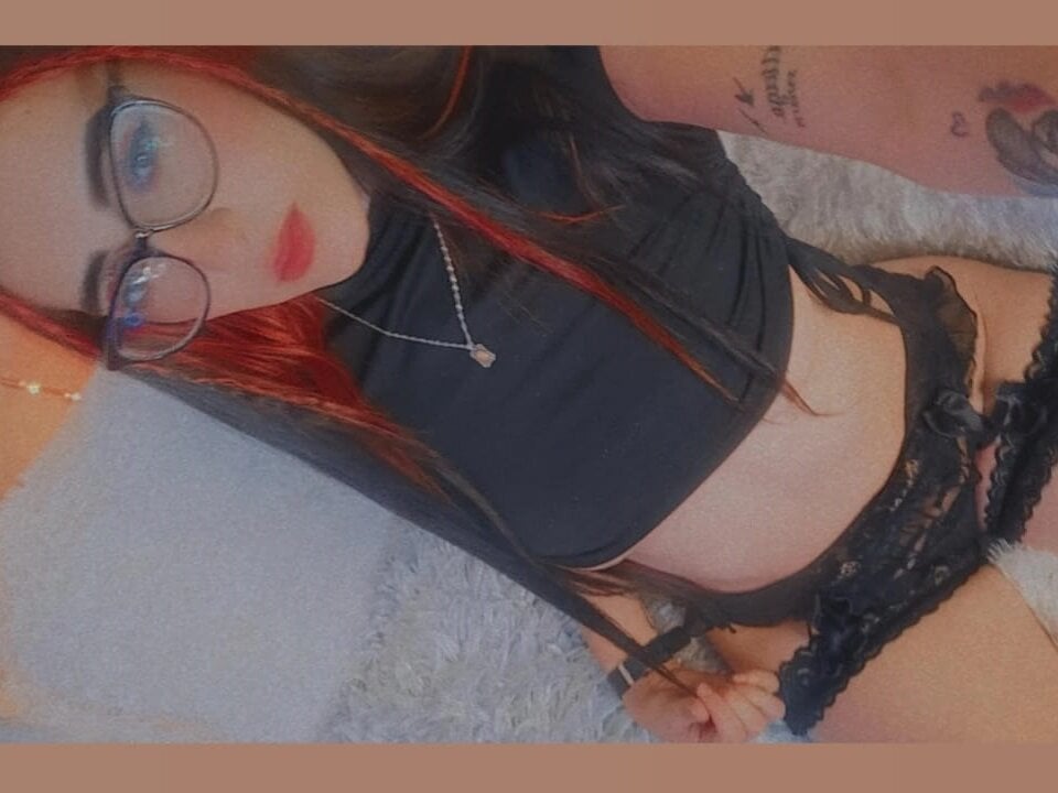 Watch  _Samanthaaa_ live on cam at StripChat