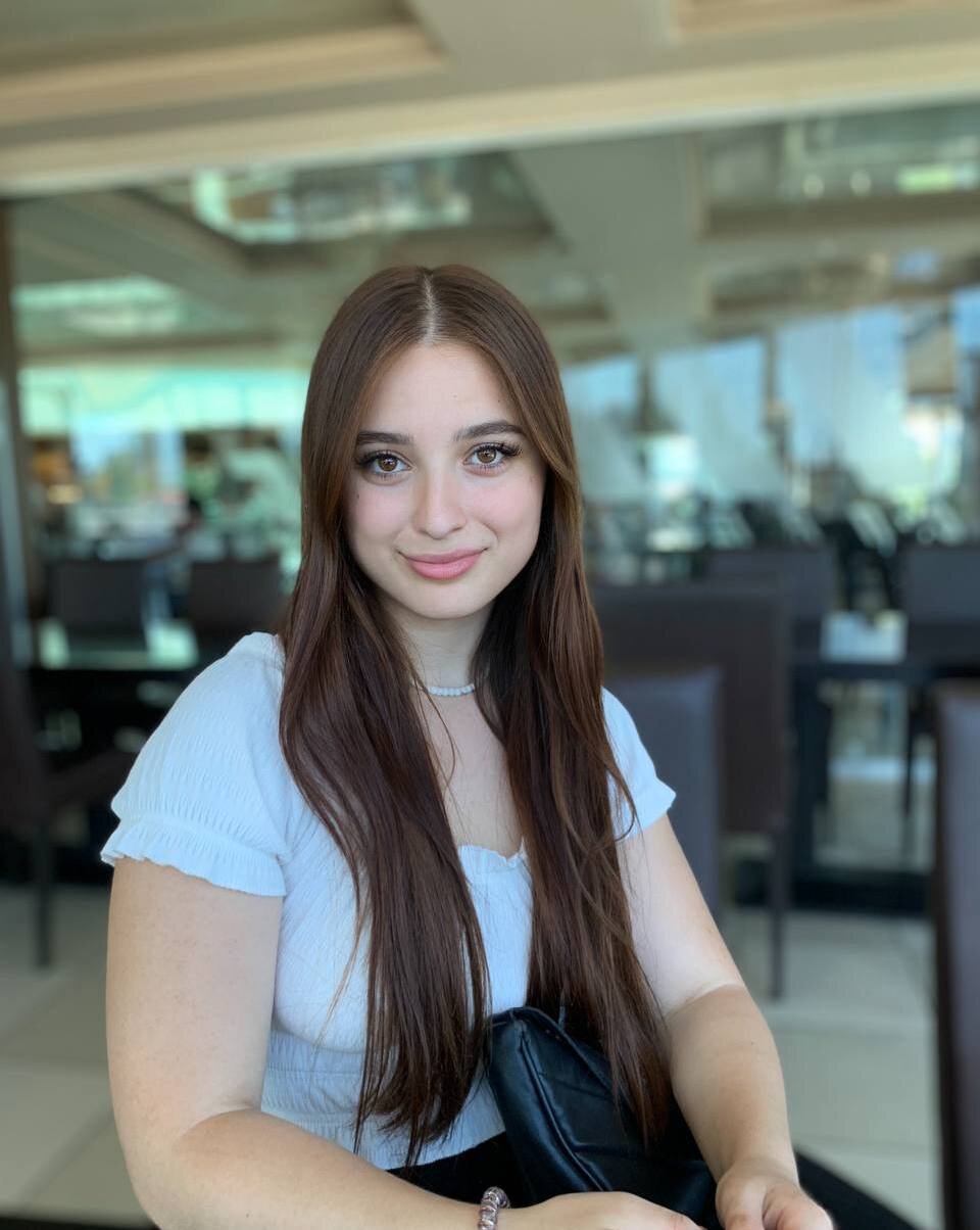 NicoleGoldie