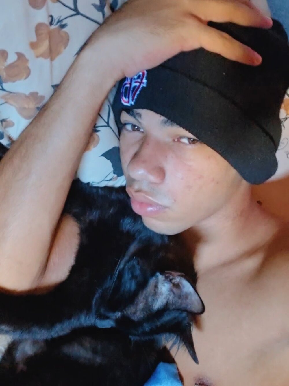 rafaelanaclett from stripchat