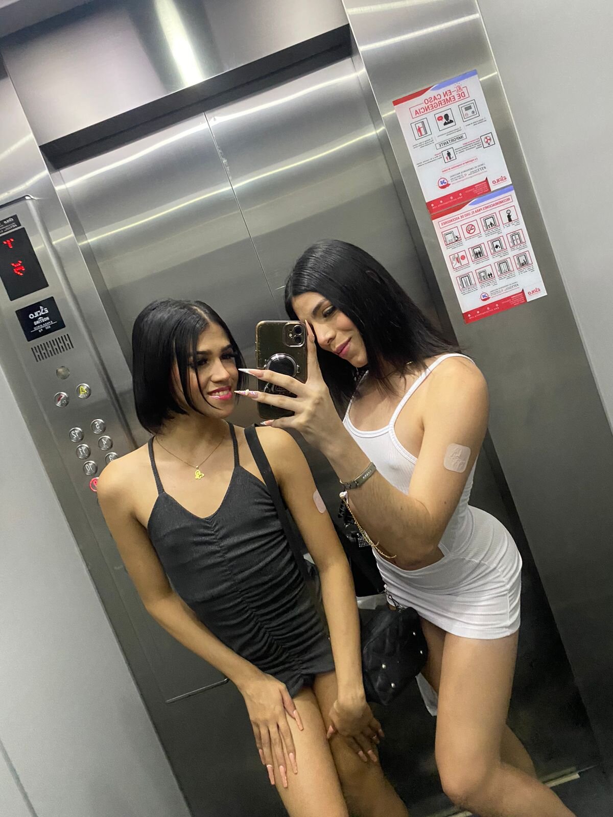 DANIELA_AND_TRIXI