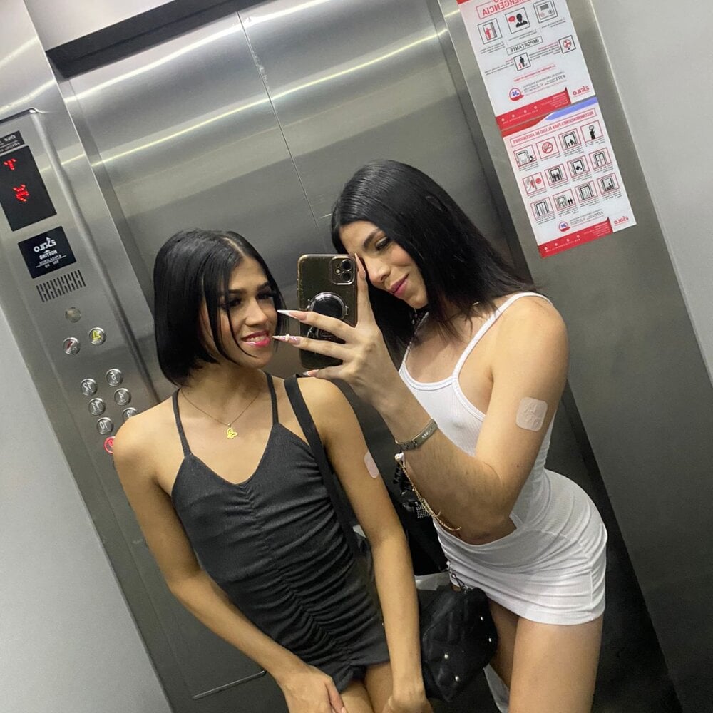 DANIELA_AND_TRIXI profile