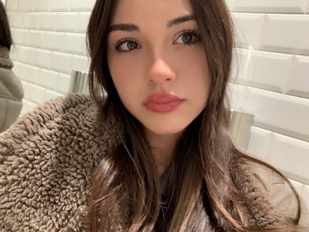 TreasaCrebs Chat XXX offline