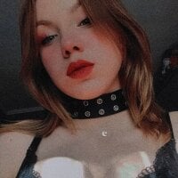 Carrie_Freed's Offline Chat Room