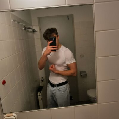 halunkex from stripchat