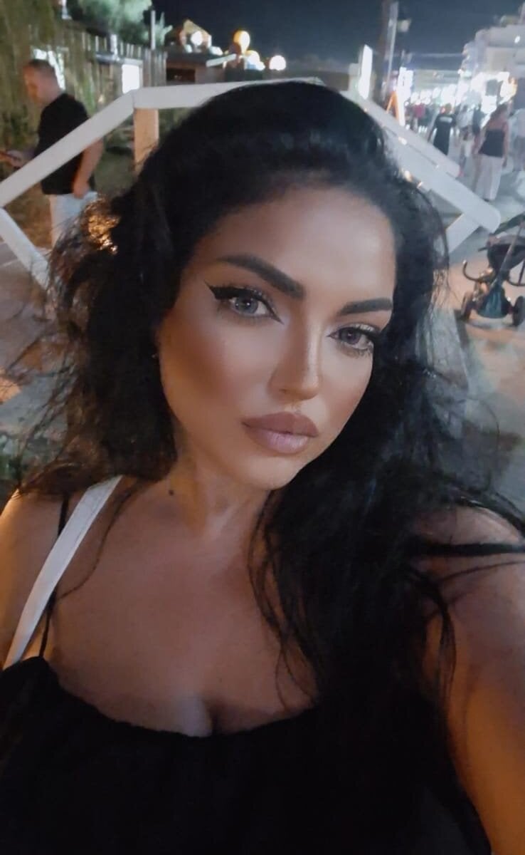 onaircams.com jessycanoir livesex profile in bisexual cams