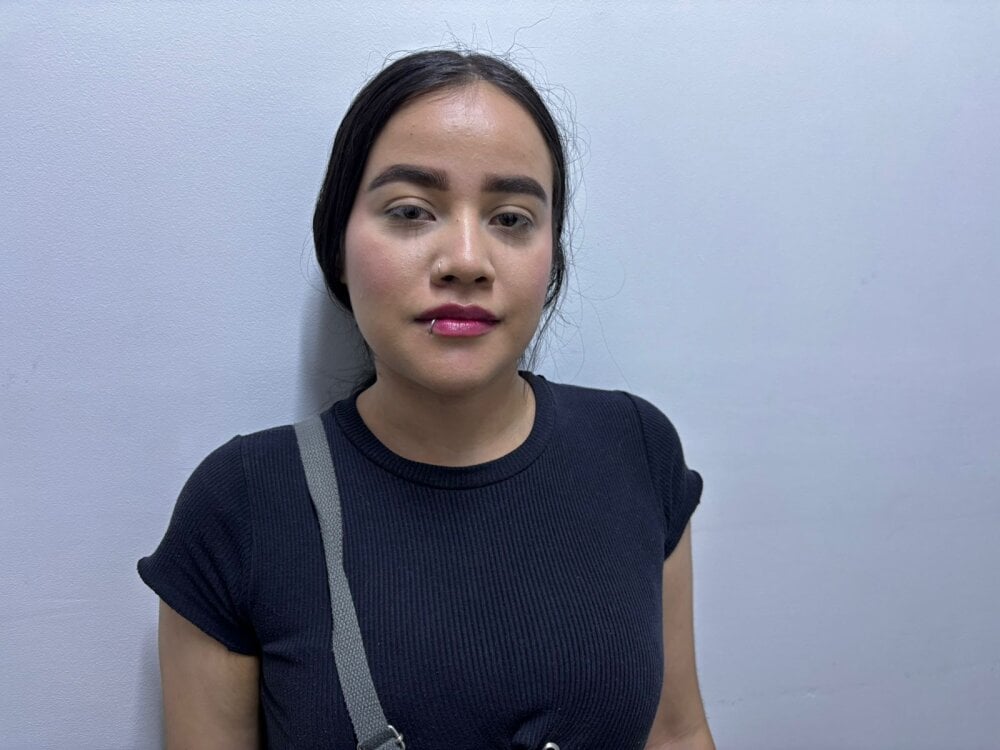 sexcam3d.net abbygils_21 livesex profile in praguenetherlands cams