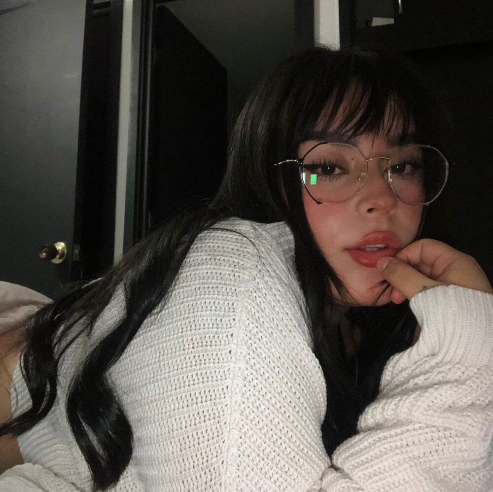 sexlivecamsites.com laksmy_v livesex profile in deutsch cams